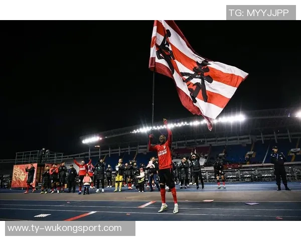 长春气温骤降却挡不住亚泰将士训练热情奋勇备战新赛季