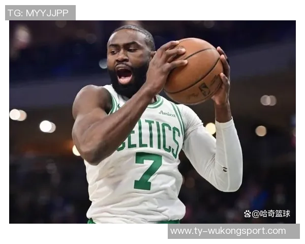 杰伦布朗状态火热五场比赛四次得分30本赛季场均281分展现超强实力