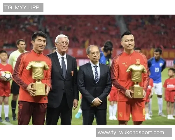 国足主帅人选或在十月揭晓足协倾向于经验丰富的欧洲教练