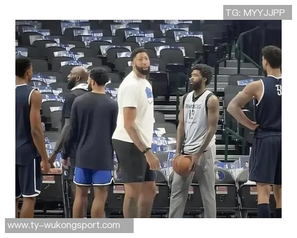 浓眉晒照为新赛季热身队友拉塞尔欧文弗拉格齐聚展现团队氛围