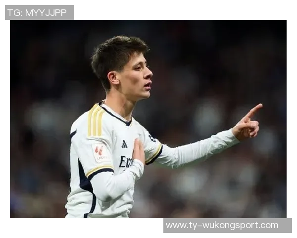 阿斯称居莱尔对尤文之战奠定核心地位与贝林搭档中场新双核组合 阿斯称居莱尔对尤文之战奠定核心地位与贝林搭档中场新双核组合